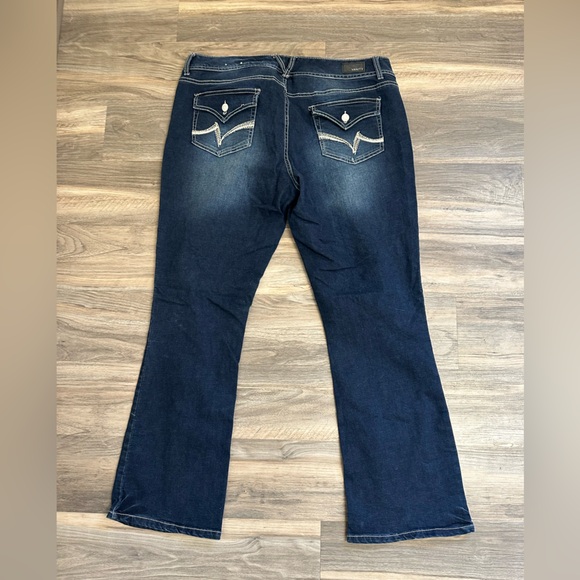 Vanity Denim Boot Cut Jeans - Picture 7 of 7
